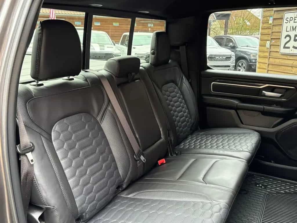 Dodge RAM 5,7 1500 4x4 OFFROAD Kamera AHK 12/2019-photo-26