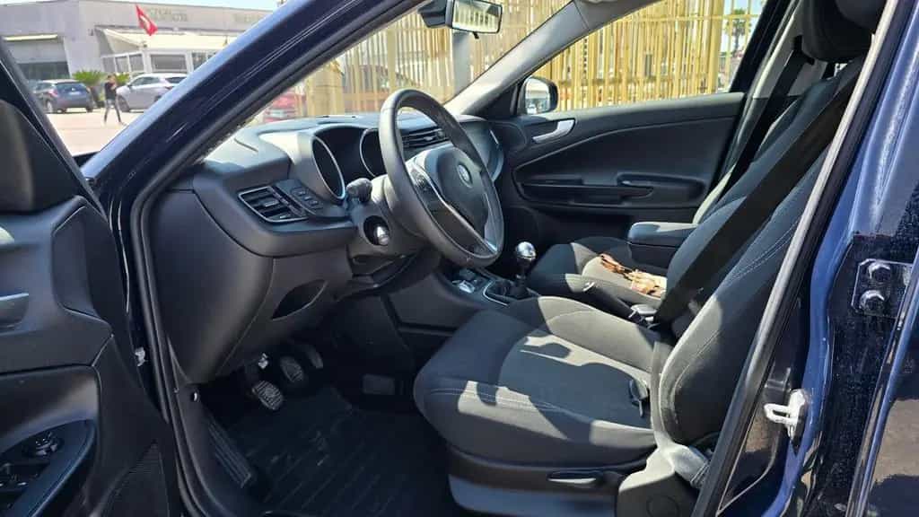 Alfa Romeo Giulietta 1.6 JTDm 120 CV 07/2018-photo-7
