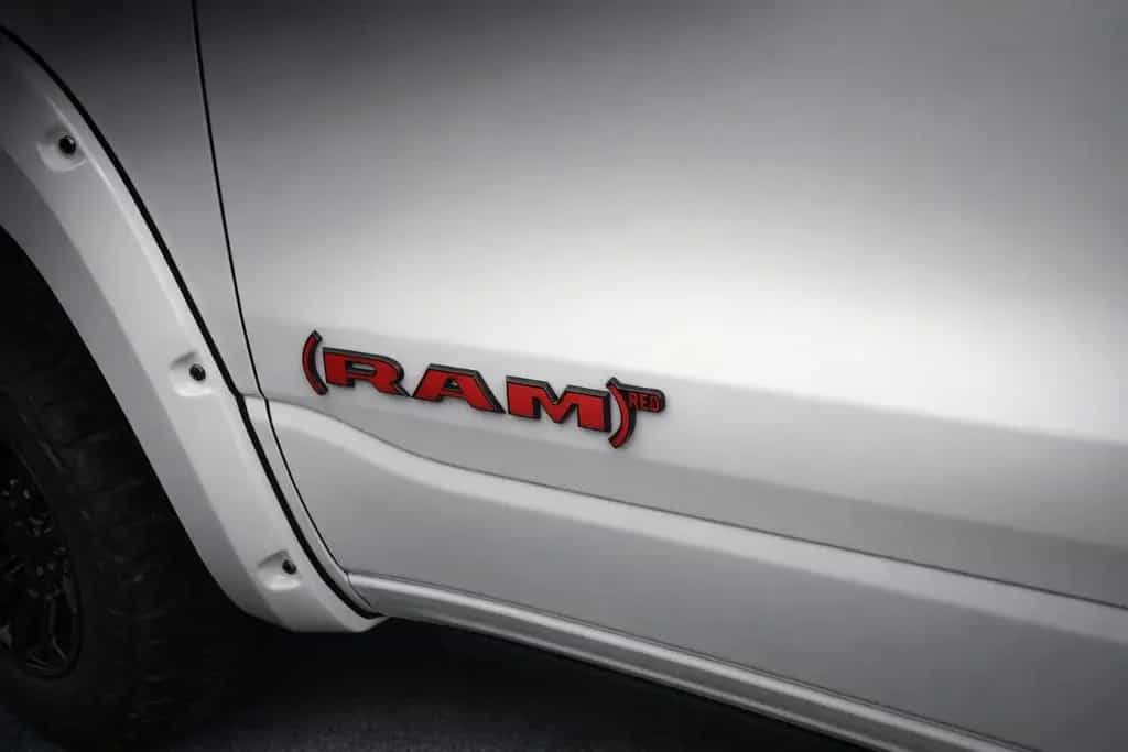 Dodge RAM 1500 4x4 CREW CAB*LIMITED*RED EDITION*LUFT* 07/2024-photo-18