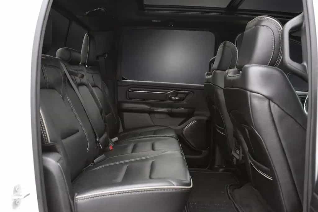 Dodge RAM 1500 4x4 CREW CAB*LIMITED*RED EDITION*LUFT* 07/2024-photo-25