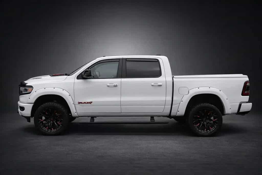 Dodge RAM 1500 4x4 CREW CAB*LIMITED*RED EDITION*LUFT* 07/2024-photo-3