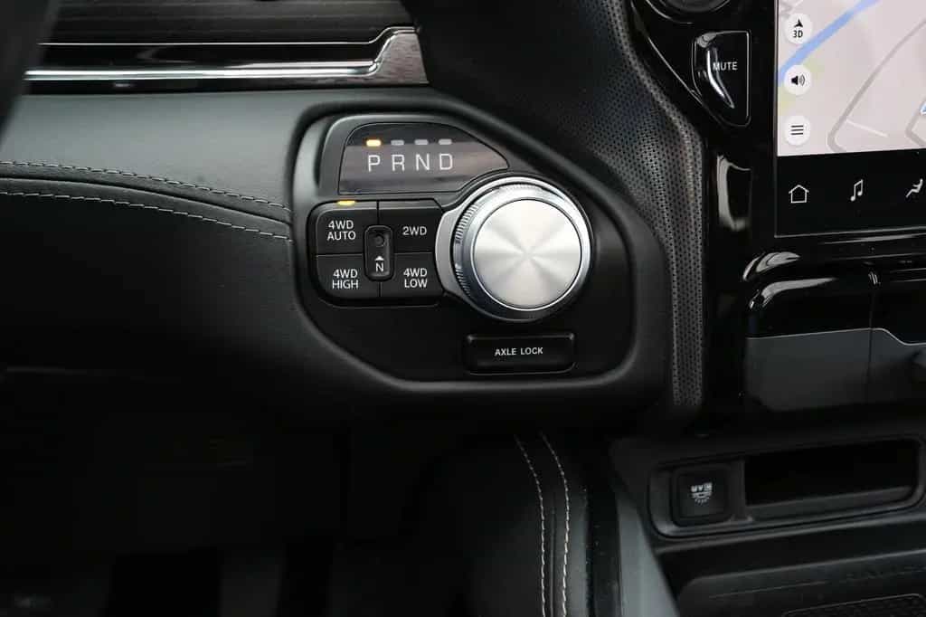 Dodge RAM 1500 4x4 CREW CAB*LIMITED*RED EDITION*LUFT* 07/2024-photo-34
