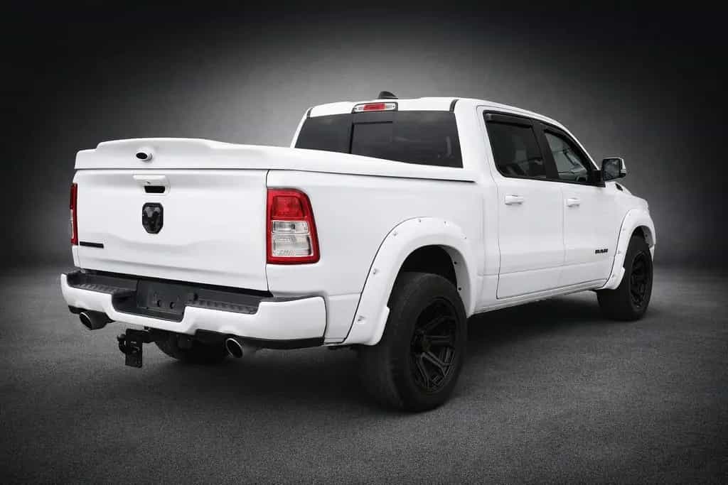 Dodge RAM 1500 CREW CAB*PANO*NAVI*KAM*AHK*UNFALLFREI* 11/2019-photo-5