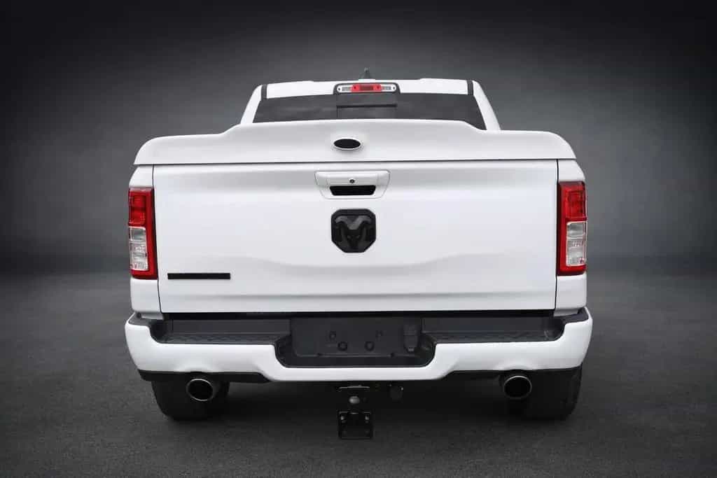 Dodge RAM 1500 CREW CAB*PANO*NAVI*KAM*AHK*UNFALLFREI* 11/2019-photo-6