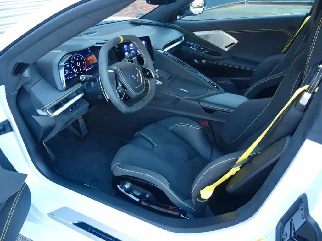 Corvette C8 Targa Launch Edition 3LT*Z51*BRD*8900 km*TOP! 06/2022-photo-10