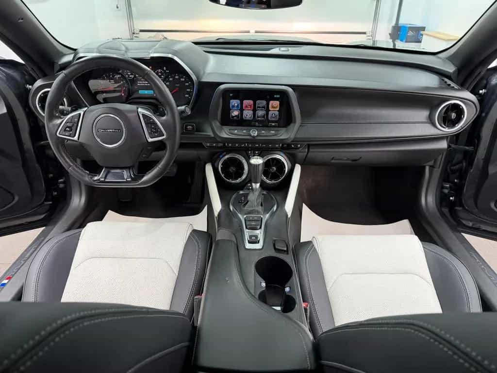 Chevrolet Camaro 3.6 RS 2LT/HUD/Memo/Sitzbel/Bi-Colour/20" 07/2016-photo-22