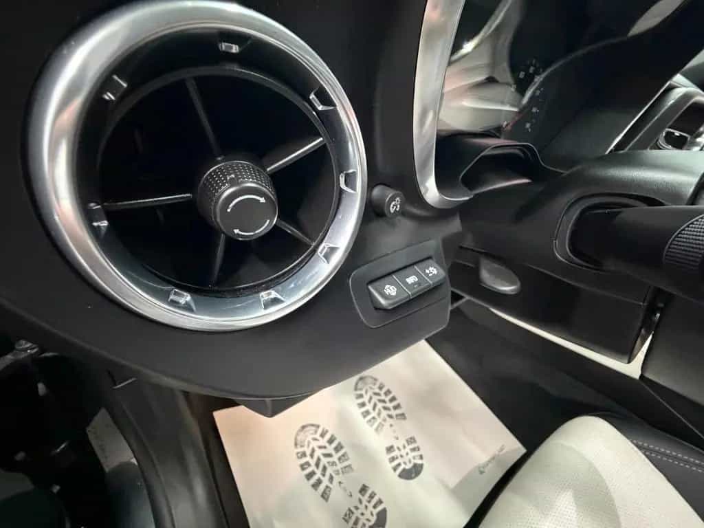 Chevrolet Camaro 3.6 RS 2LT/HUD/Memo/Sitzbel/Bi-Colour/20" 07/2016-photo-35