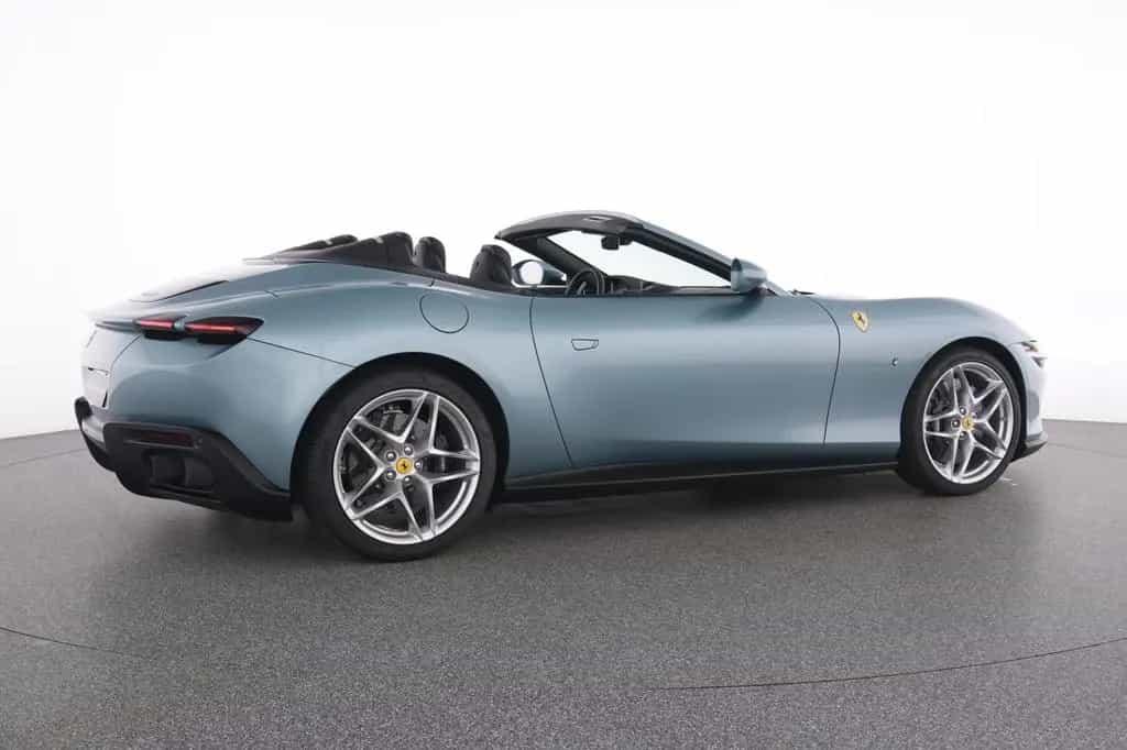 Ferrari Roma Spider Special Color Celleste Trevi 05/2025-photo-11