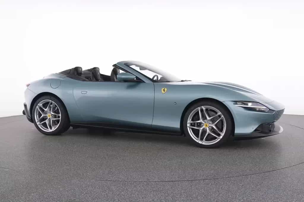 Ferrari Roma Spider Special Color Celleste Trevi 05/2025-photo-13