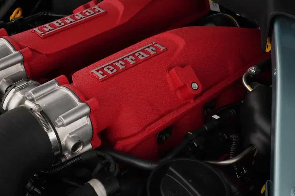 Ferrari Roma Spider Special Color Celleste Trevi 05/2025-photo-28