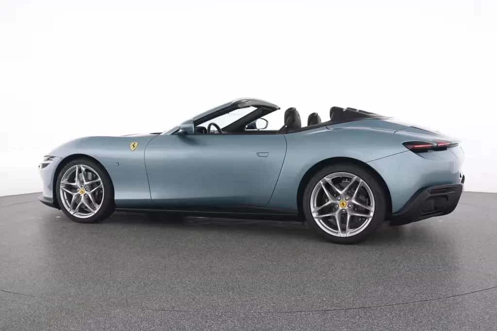 Ferrari Roma Spider Special Color Celleste Trevi 05/2025-photo-5