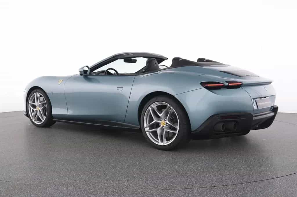 Ferrari Roma Spider Special Color Celleste Trevi 05/2025-photo-6