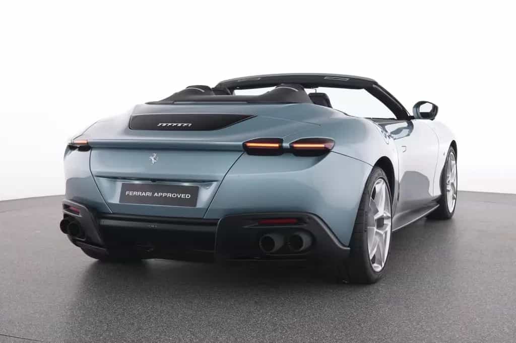 Ferrari Roma Spider Special Color Celleste Trevi 05/2025-photo-9