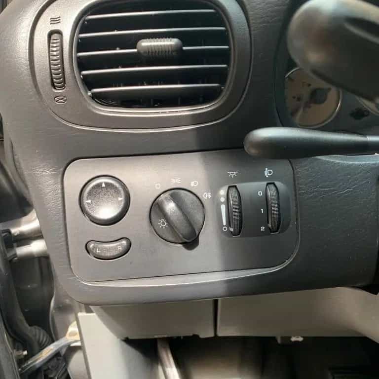 Chrysler Voyager 2.8 CRD cat LX **CAMBIO AUTOMAT 05/2007-photo-9