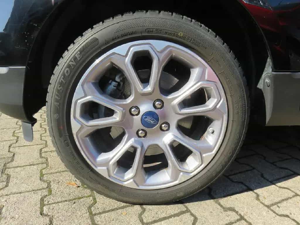 Ford EcoSport v.+WSS+Lenkrad 08/2018-photo-16