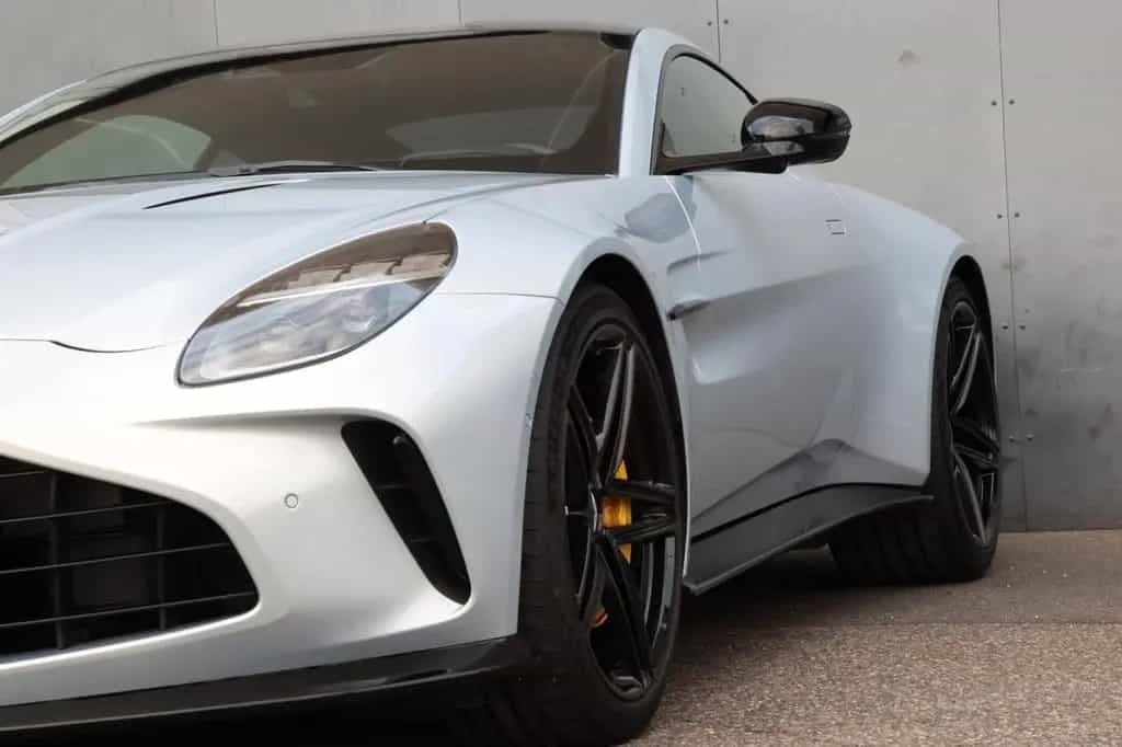Aston Martin V8 Vantage 4.0 Coupé, 10/2024-photo-10