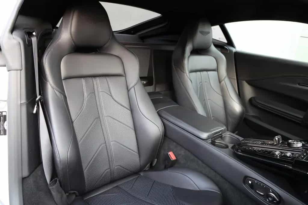 Aston Martin V8 Vantage 4.0 Coupé, 10/2024-photo-21