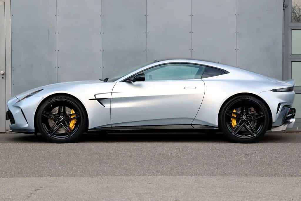 Aston Martin V8 Vantage 4.0 Coupé, 10/2024-photo-6