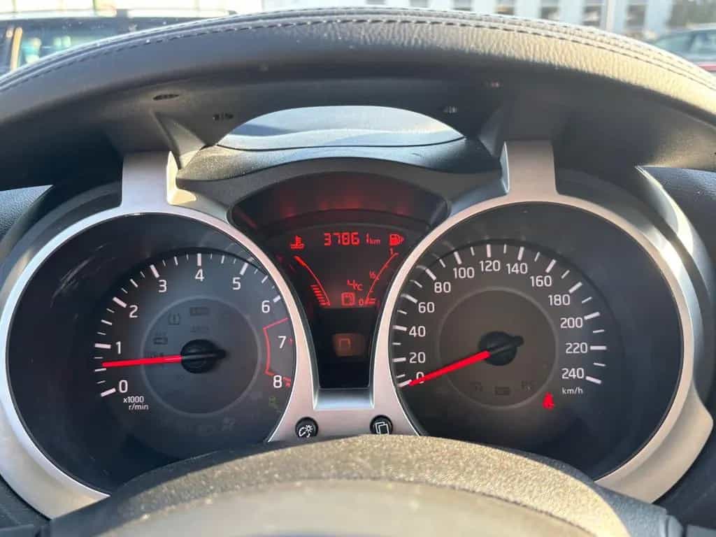 Nissan Juke Tekna 11/2016-photo-16