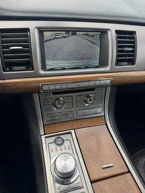 Jaguar XF 2.7D V6 Premium Luxury 03/2009-photo-10