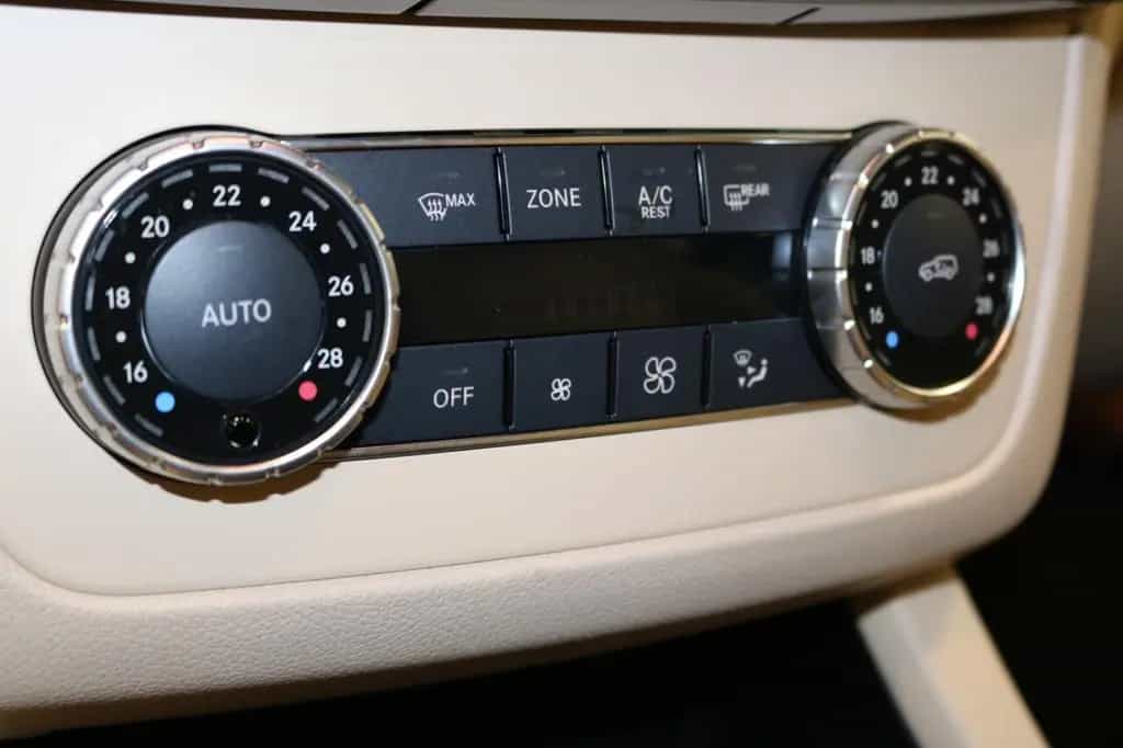 Mercedes-Benz GLS-Class 400 4Matic/KAMERA/PANO/LEDER/7 SITZER 07/2017-photo-36