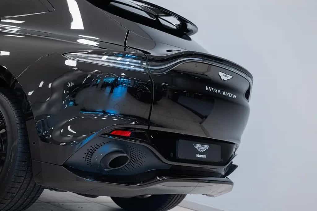 Aston Martin DBX | 4.0 V8 | Onyx Black | Leather | 08/2020-photo-16