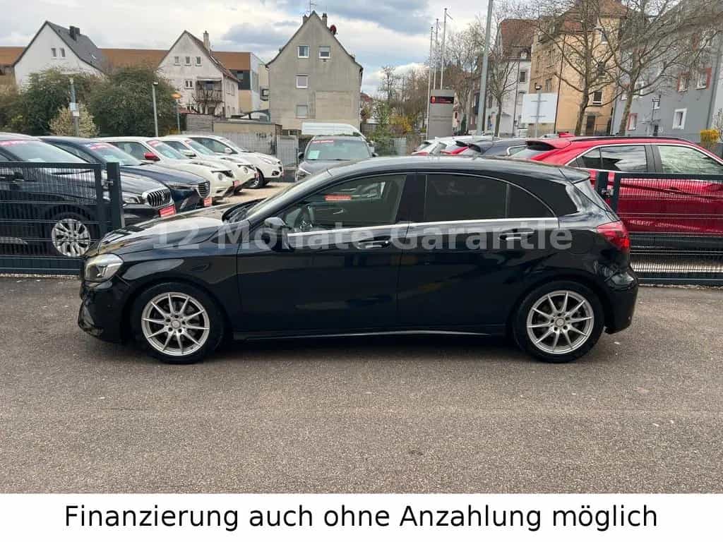 Mercedes-Benz A-Class 180 AMG Line Automatik Kamera Navi Sportpaket 04/2016-photo-3