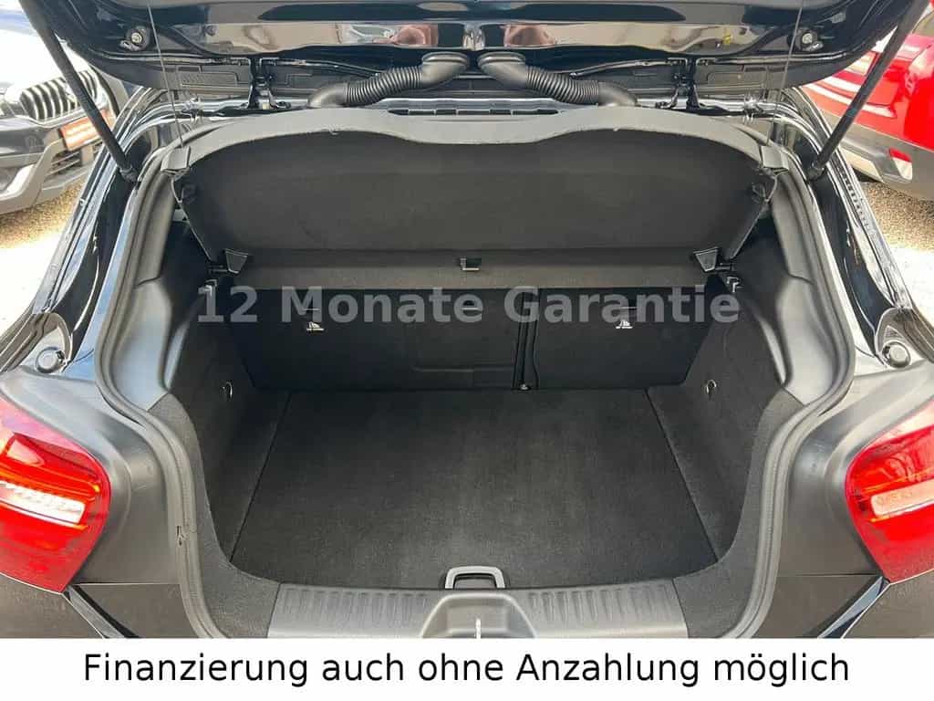 Mercedes-Benz A-Class 180 AMG Line Automatik Kamera Navi Sportpaket 04/2016-photo-34