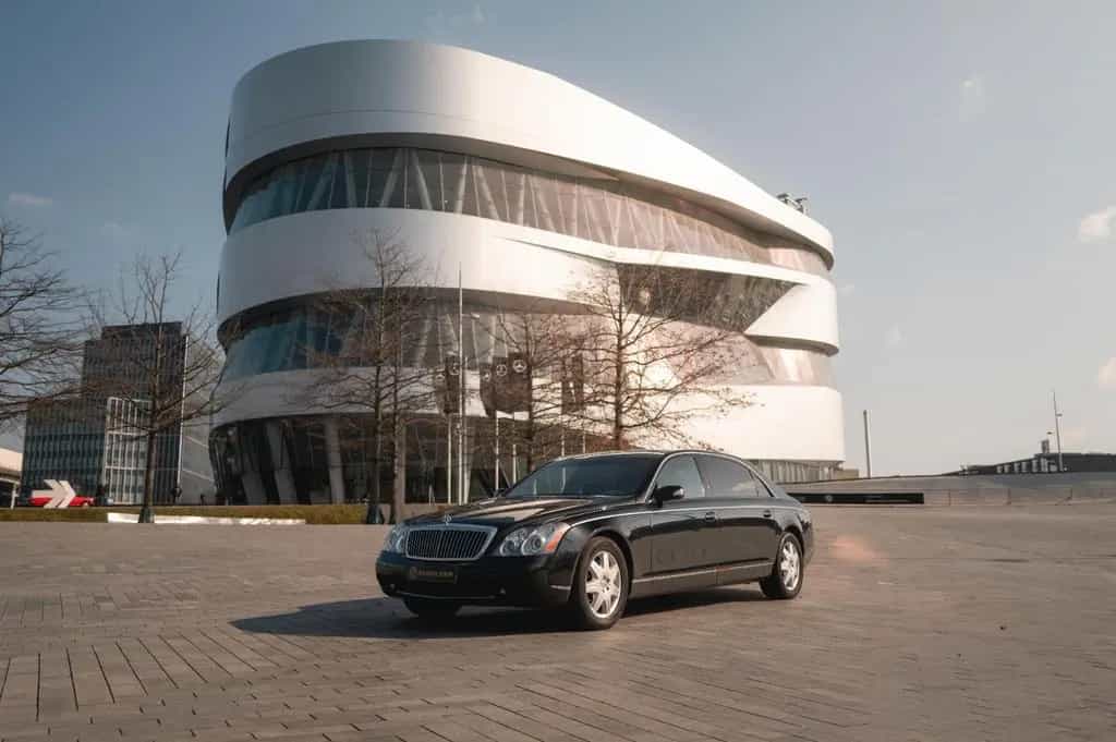 Maybach 62 18,500km, Magic Sky, 1-Owner, Perfect Car 05/2007-photo-1