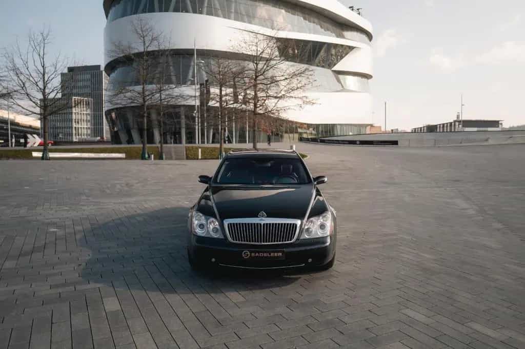 Maybach 62 18,500km, Magic Sky, 1-Owner, Perfect Car 05/2007-photo-2