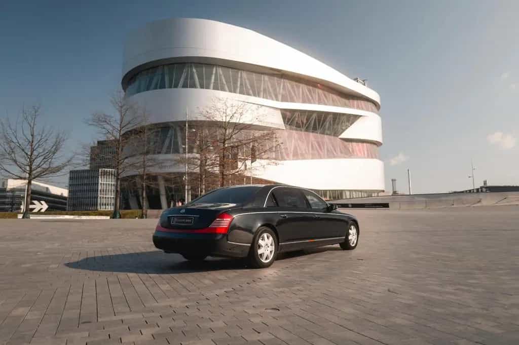 Maybach 62 18,500km, Magic Sky, 1-Owner, Perfect Car 05/2007-photo-4