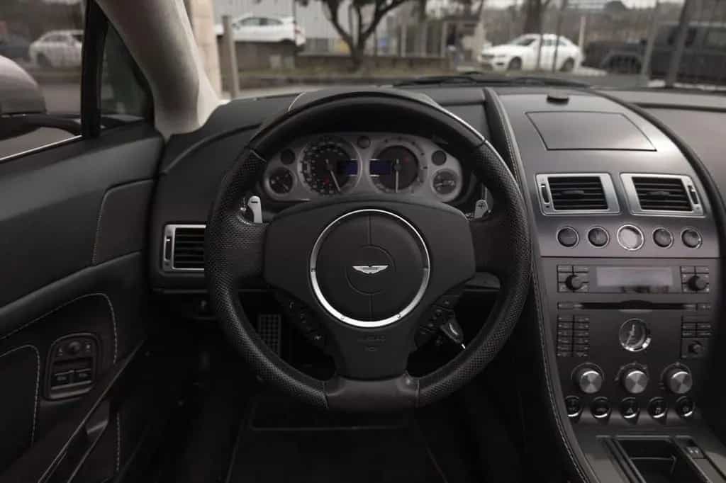 Aston Martin V8 Vantage Roadster 4.3l Sportshift 08/2007-photo-15