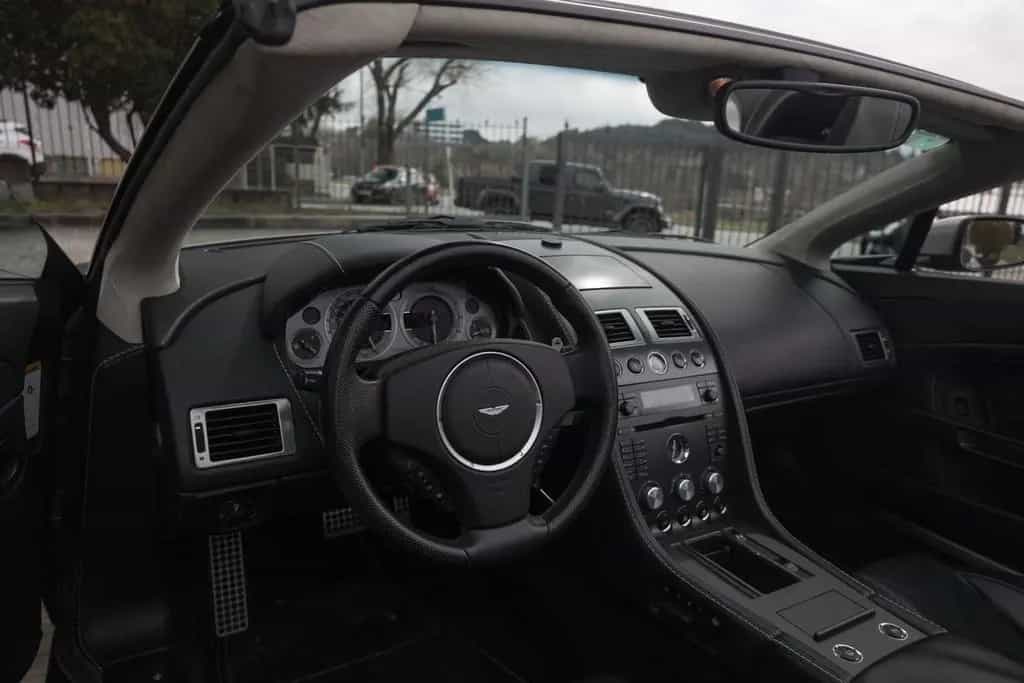 Aston Martin V8 Vantage Roadster 4.3l Sportshift 08/2007-photo-16