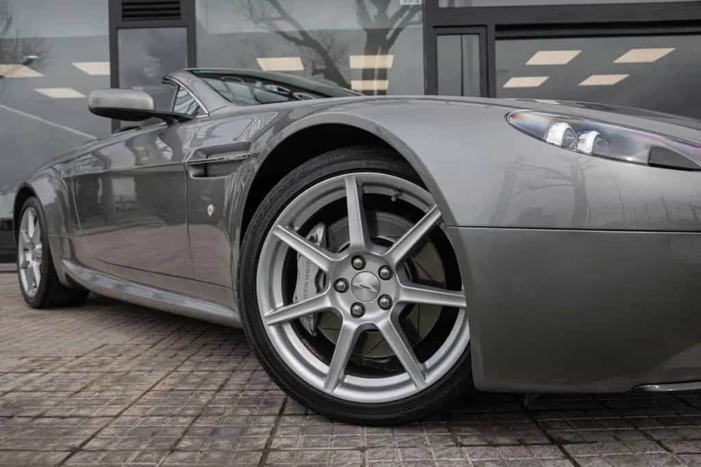 Aston Martin V8 Vantage Roadster 4.3l Sportshift 08/2007-photo-2