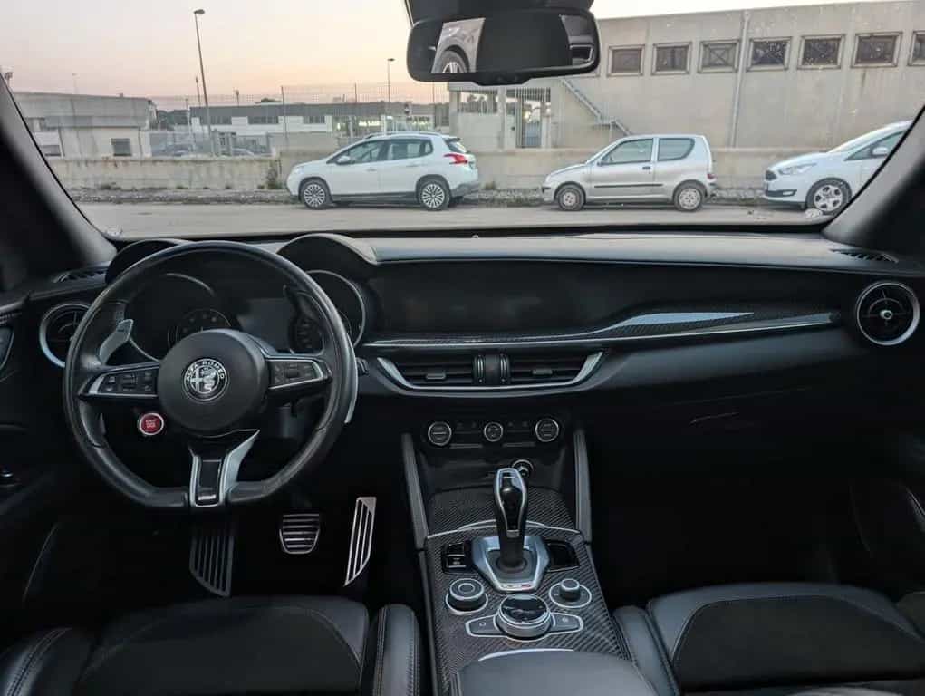 Alfa Romeo Stelvio 2.9 Bi-Turbo V6 510 CV AT8 Qu 06/2021-photo-4