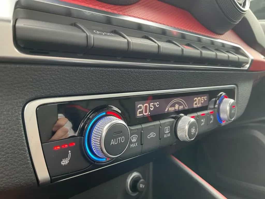 Audi Q2 sport 2.0 TFSI quattro ACC LED KEYLESS NAVI 06/2018-photo-25