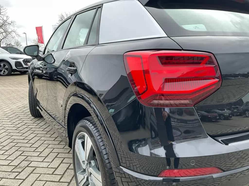 Audi Q2 sport 2.0 TFSI quattro ACC LED KEYLESS NAVI 06/2018-photo-32