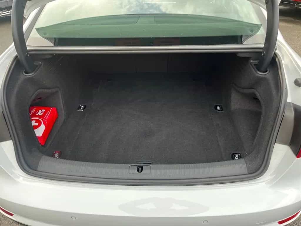 Audi A4 2.0 TFSI design ultra LED NAVI KAMERA SOUND 09/2016-photo-7