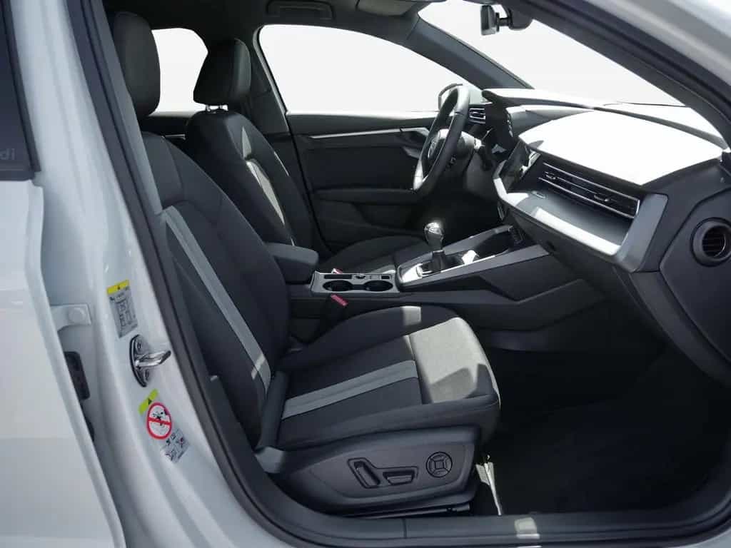 Audi A3 Sportback 35 TFSI LED*Rückfahrkamera*ACC* 08/2025-photo-3