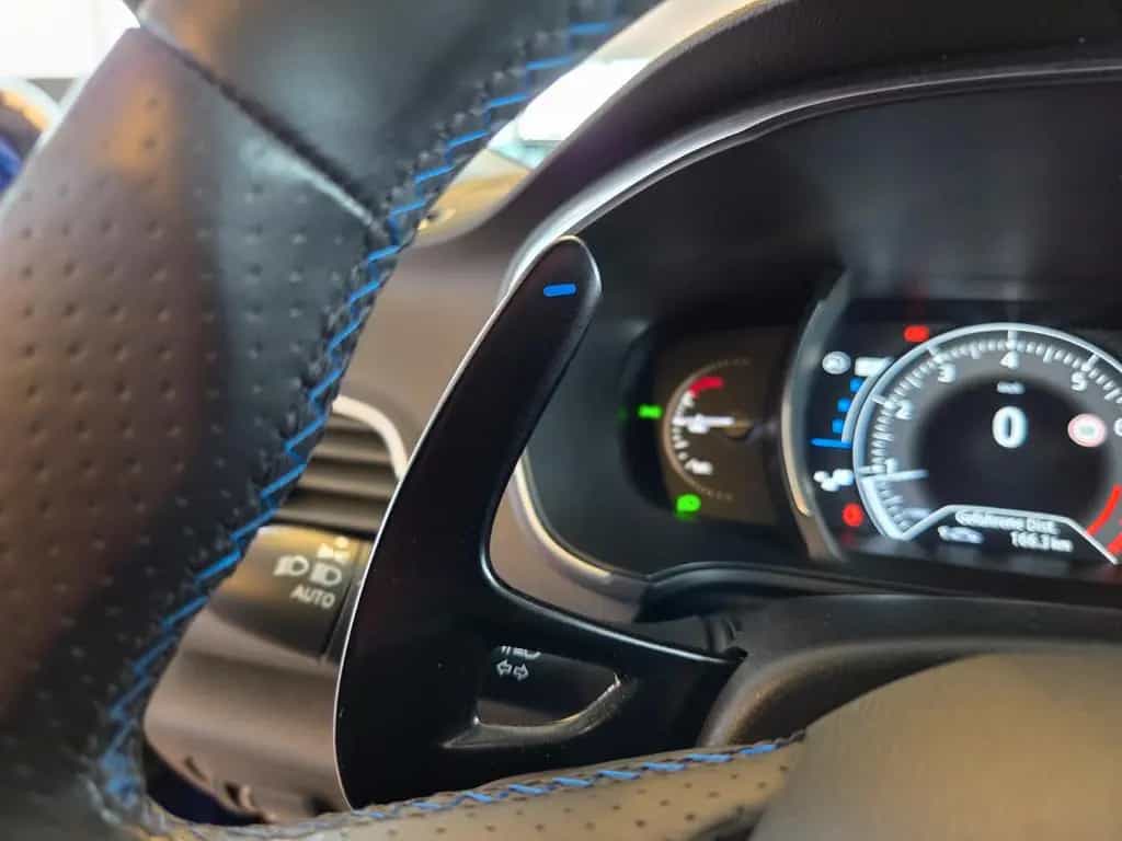 Renault Megane IV 1.6 TCe 205 Energy GT 02/2018-photo-33