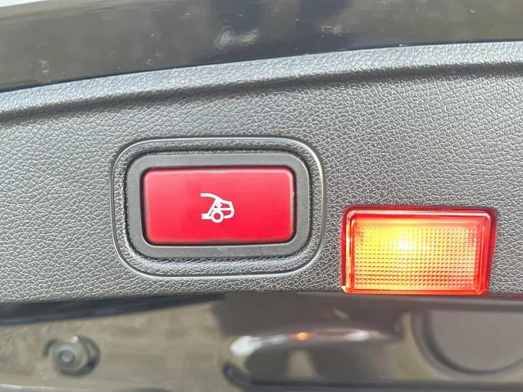 Mercedes-Benz Cabrio*AMG*Burmester*DigitalCockpit*Multibeam* 08/2018-photo-29