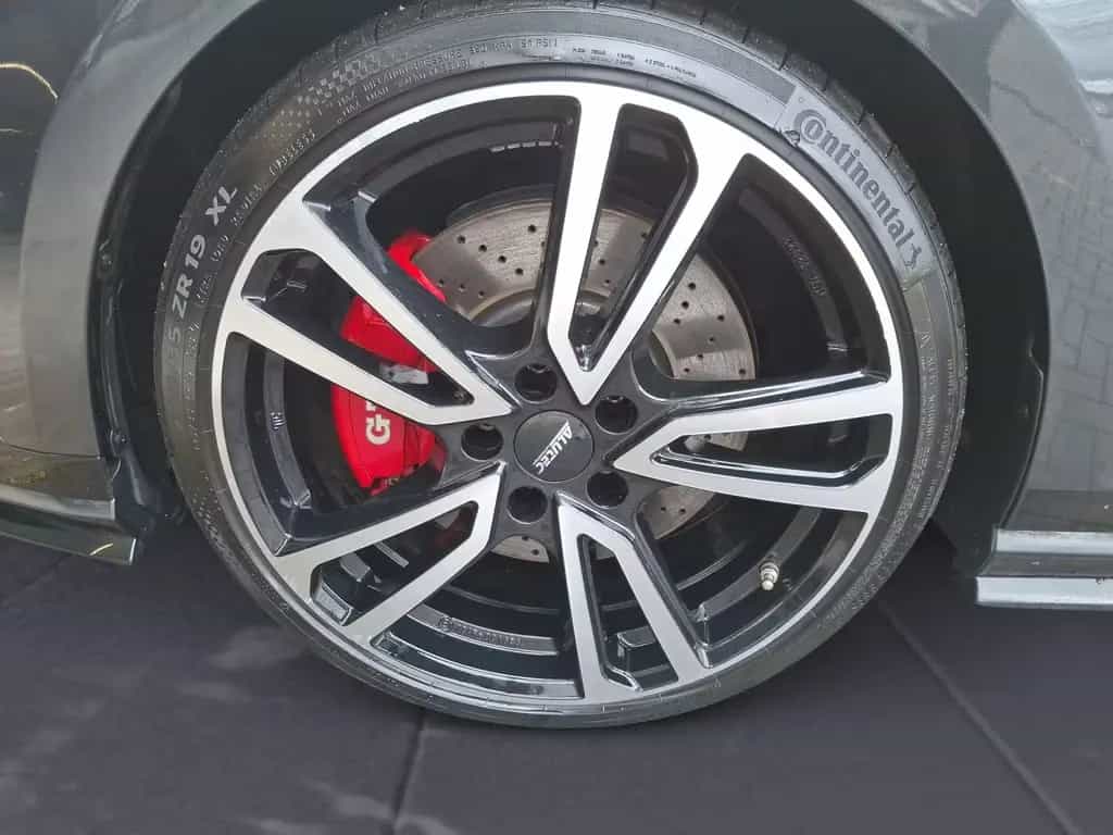 Volkswagen Golf GTI 2.0 TSI DSG CLUBSPORT #Pano #Xenon 07/2016-photo-26