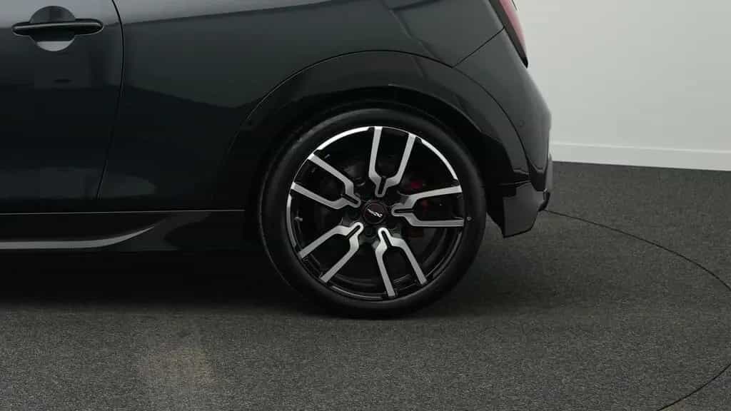 MINI John Cooper Works 12/2024-photo-17