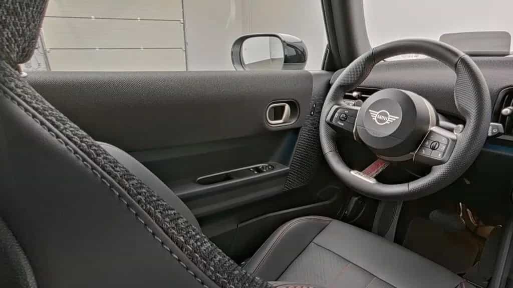 MINI Cooper S 03/2025-photo-10