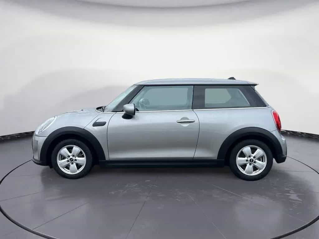 MINI Cooper Essential Trim Steptronic Klimaaut. PDC S 12/2022-photo-1