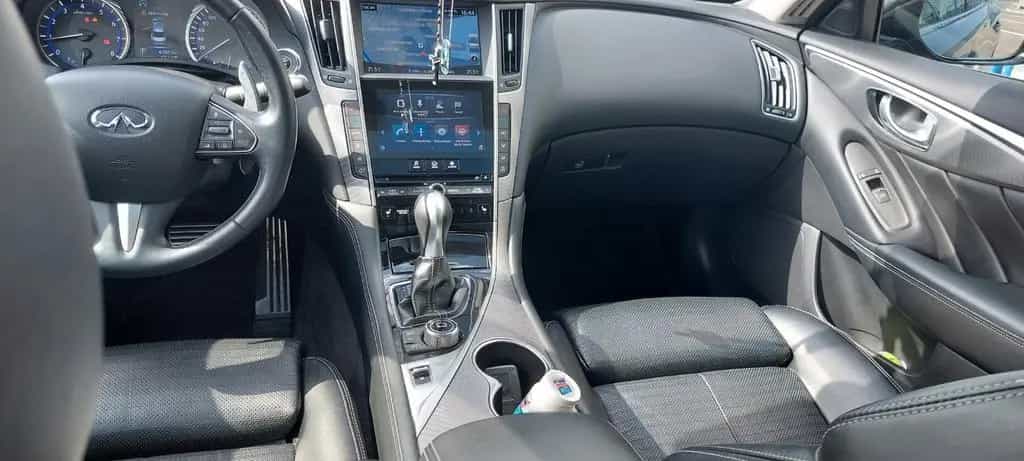 Infiniti Q50 2.0t Premium Automatik Premium 04/2016-photo-12