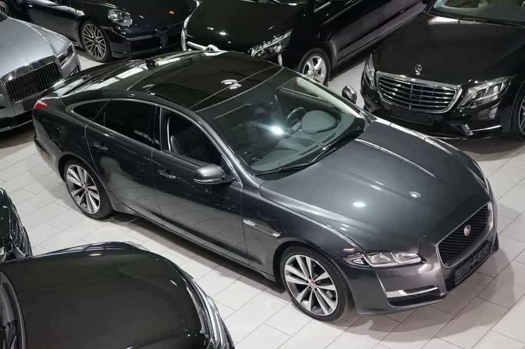 Jaguar XJ D300 LUXURY*PANORAMA* 05/2019-photo-2