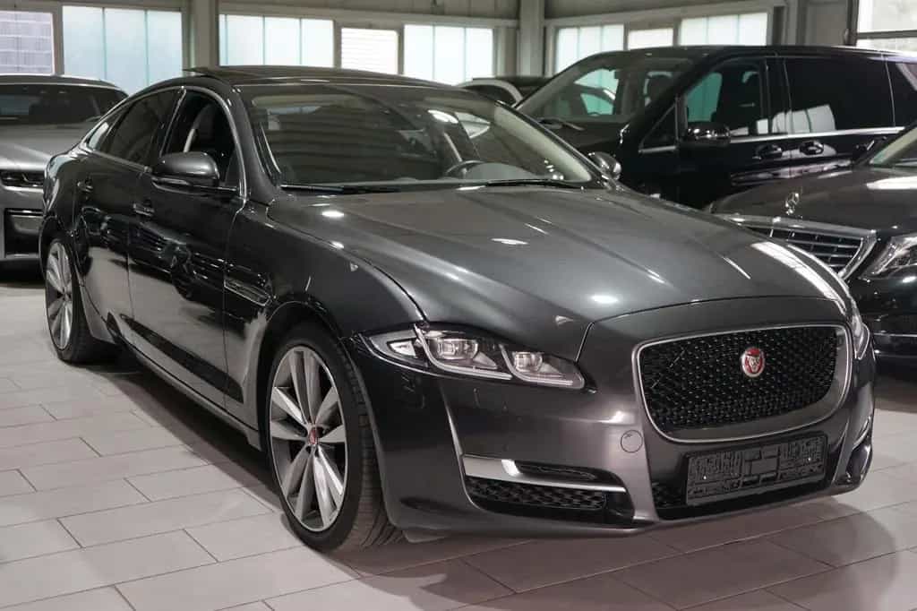 Jaguar XJ D300 LUXURY*PANORAMA* 05/2019-photo-5