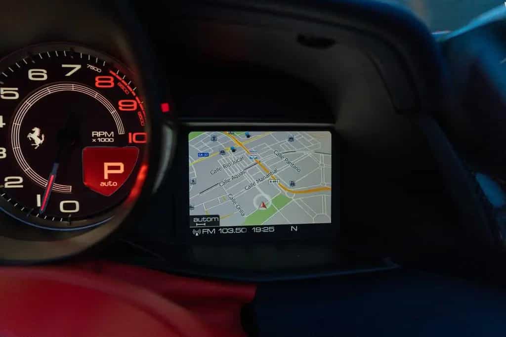Ferrari 488 Spider Spider 05/2017-photo-10
