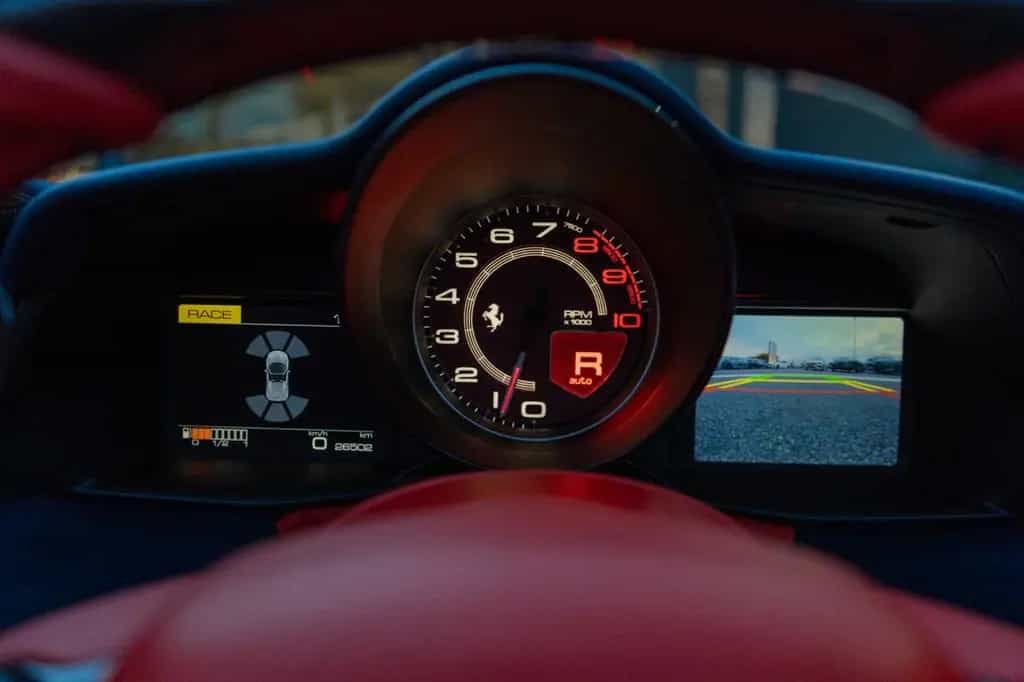Ferrari 488 Spider Spider 05/2017-photo-11